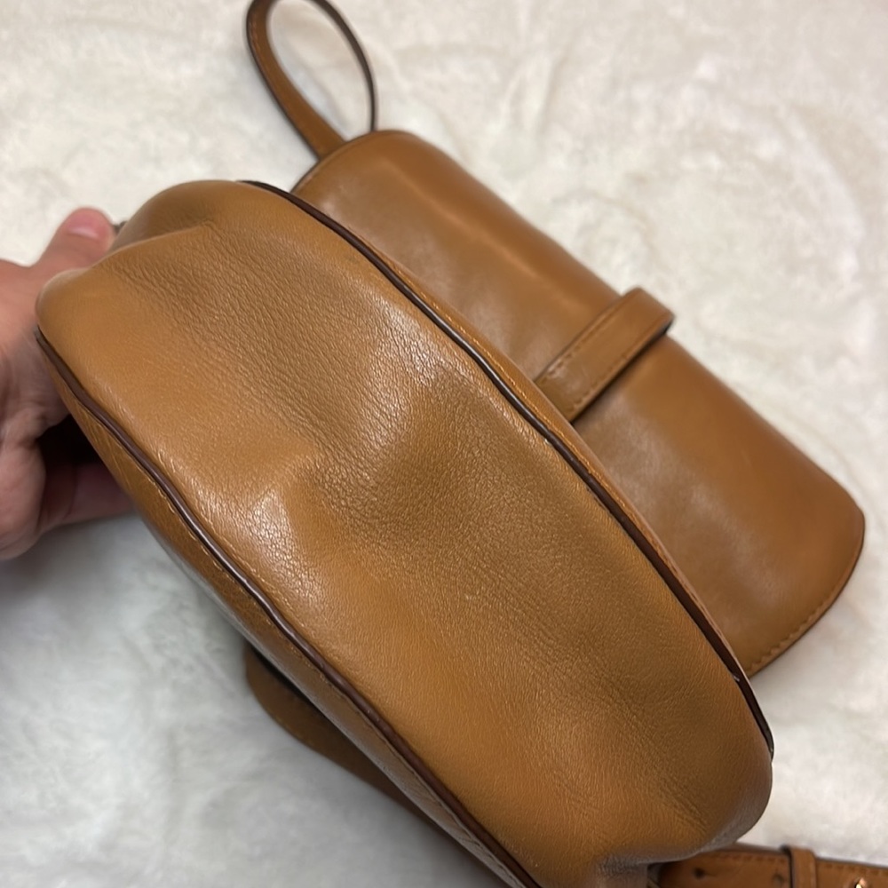 Stella & Dot- Covet- Sloan Saddle Crossbody- leather - Picture 12 of 15